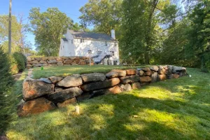 Finished stone and brick work by Piazza Outdoor, a masonry contractor in Edgmont, PA